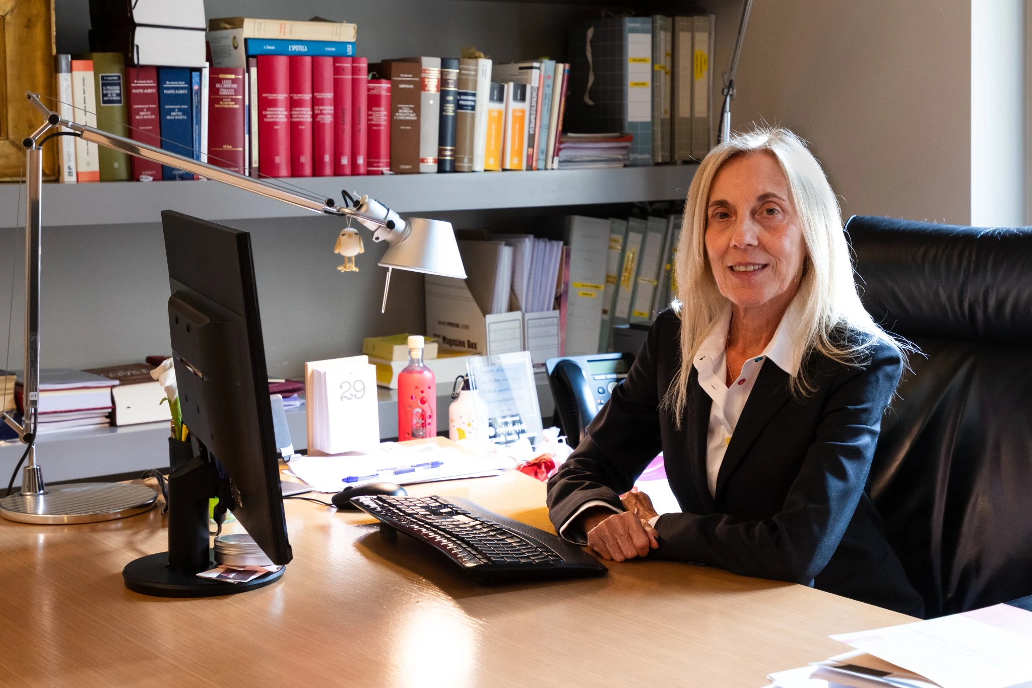 Stefania Pattarini nel suo ufficio presso lo Studio PCR